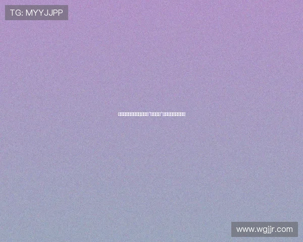 亚当约翰逊：从足球场上的“奇迹小子”到人生赛道上的勇者